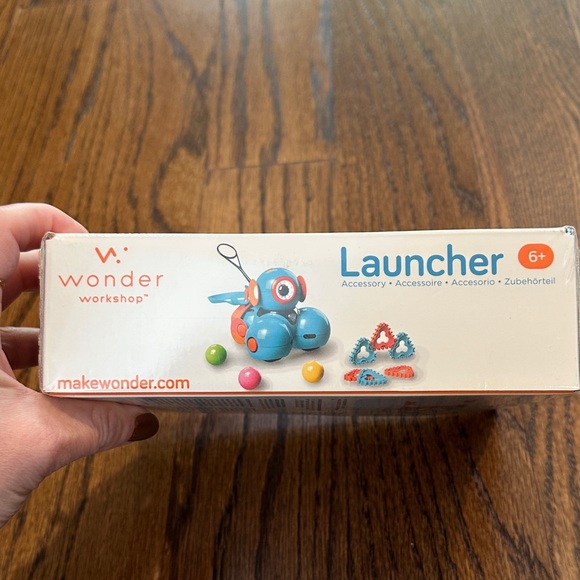 Blue Robot Launcher - Picture 4 of 4